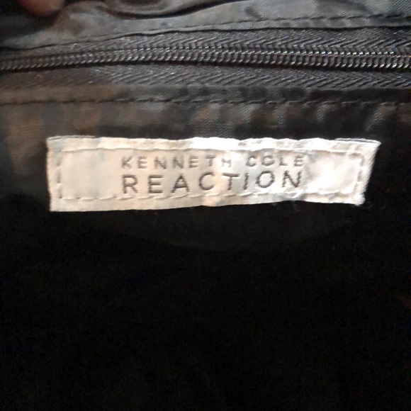 Kenneth Cole reaction hobo bag - Picture 8 of 9